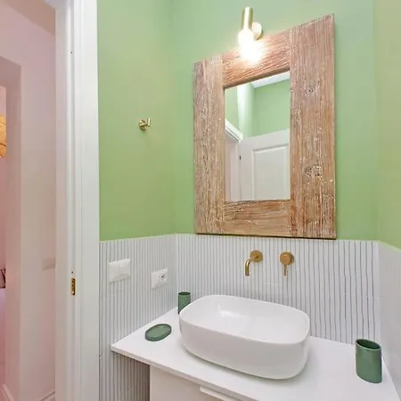 Vatican With Parking * Rome